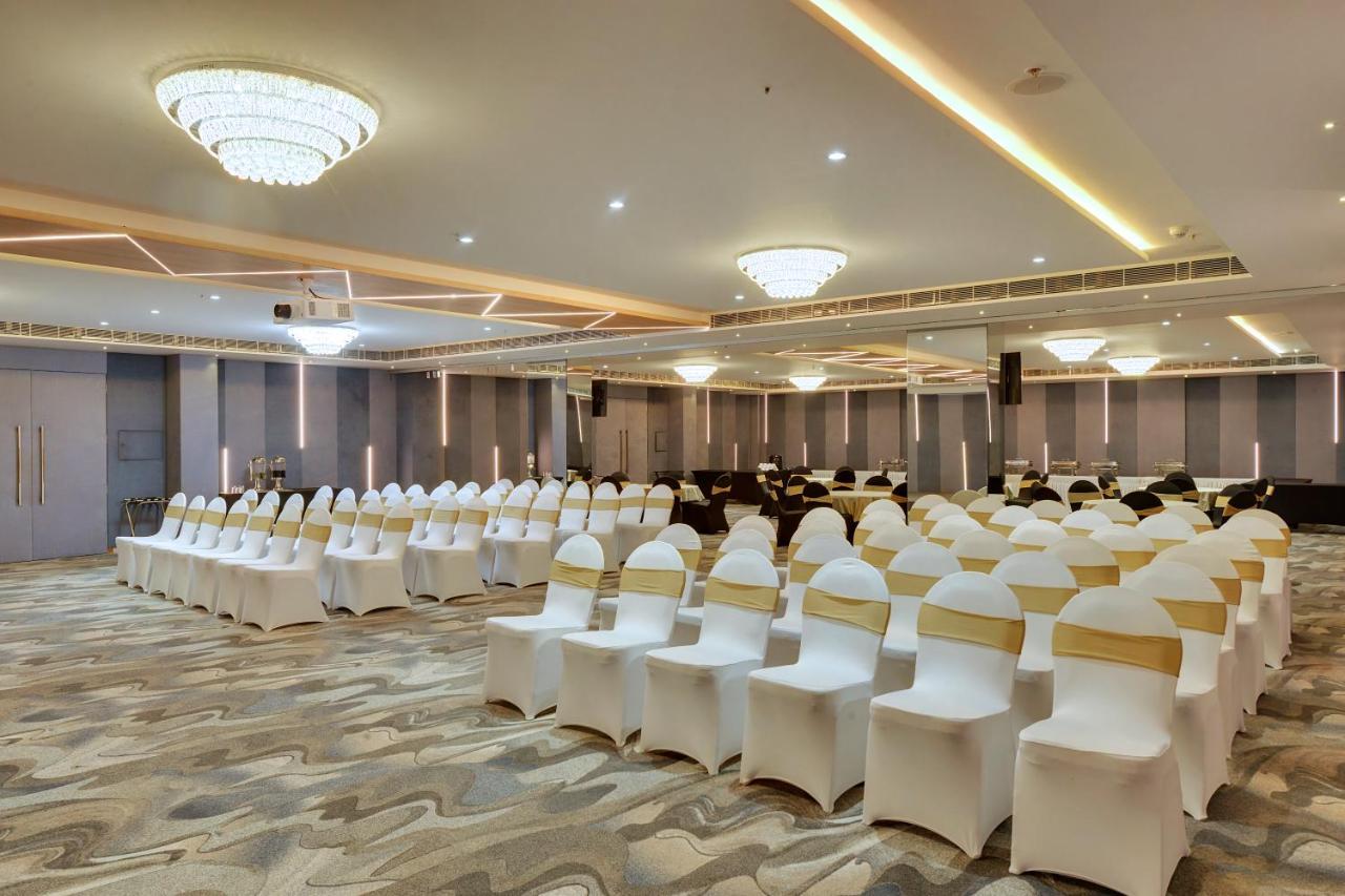 Clarion Hotel Bangalore Yesvantpur المظهر الخارجي الصورة