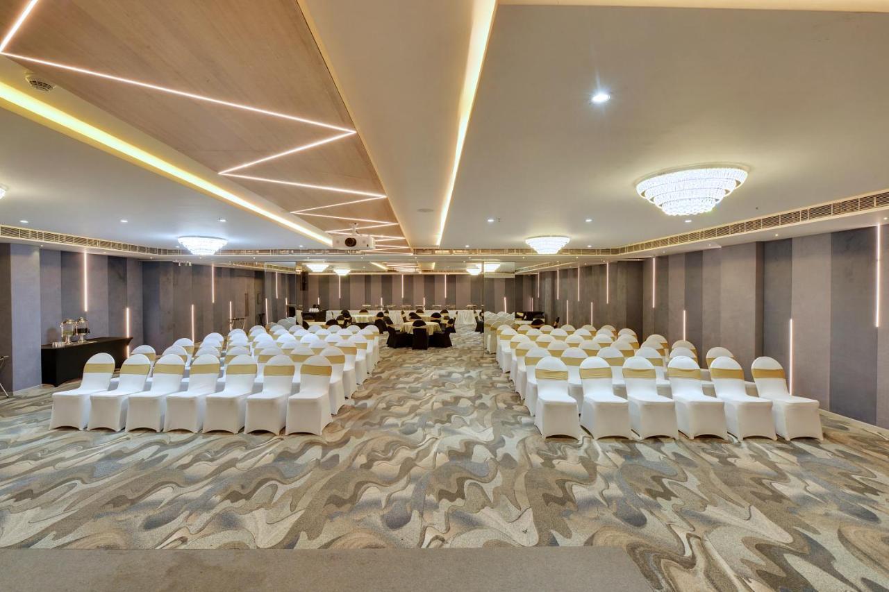 Clarion Hotel Bangalore Yesvantpur المظهر الخارجي الصورة